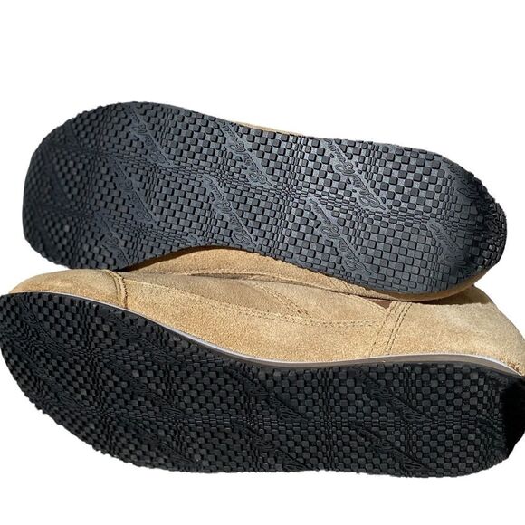 Eddie Bauer Wm’s Sz 10 Tan Suede Casual Low Top Slip On Comfort Loafer Shoes - Picture 7 of 8